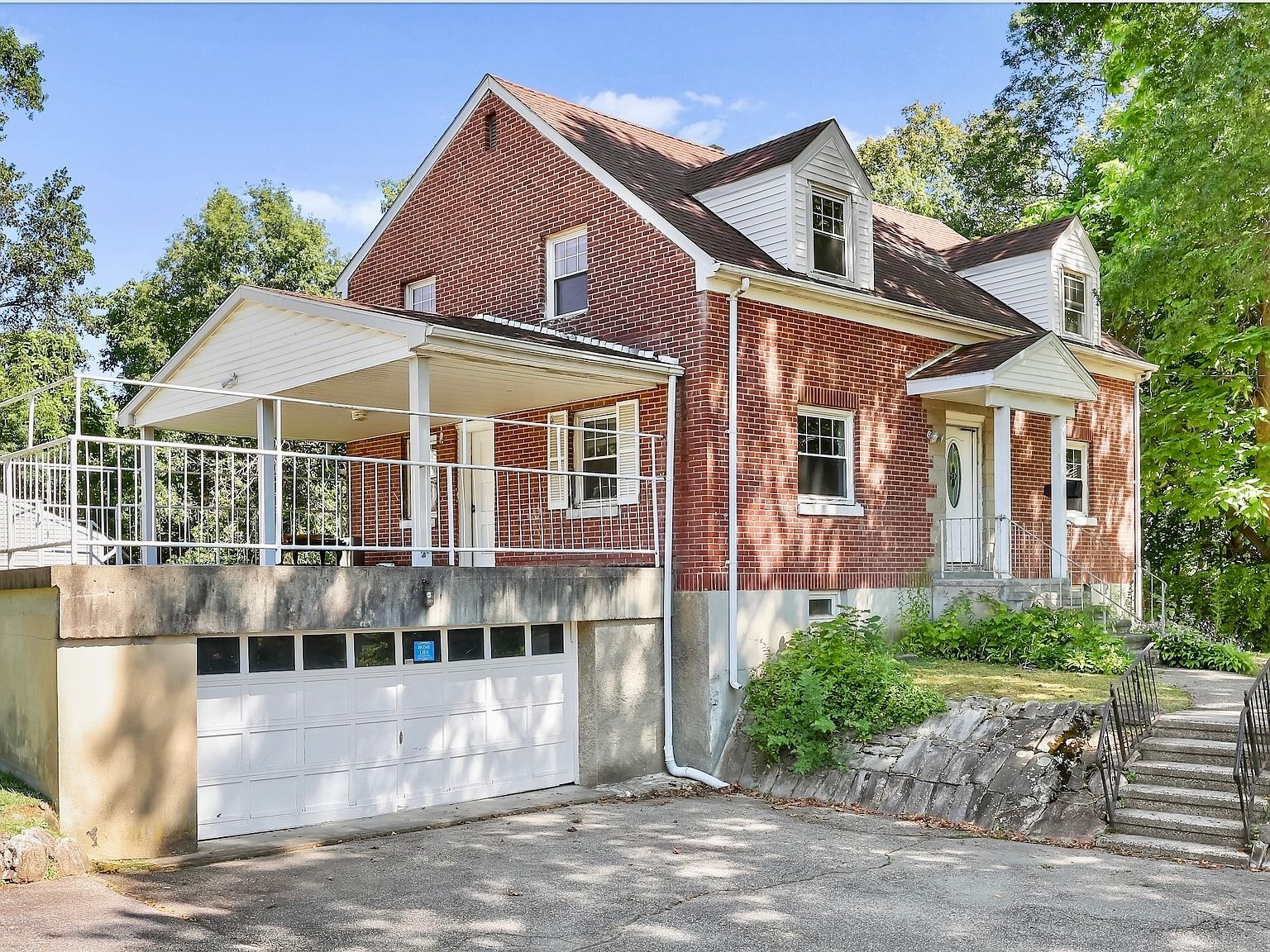 3170 Old Town Road, Bridgeport, CT